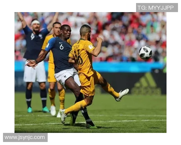 偶然相遇足球明星的精彩瞬间视频分享与回顾